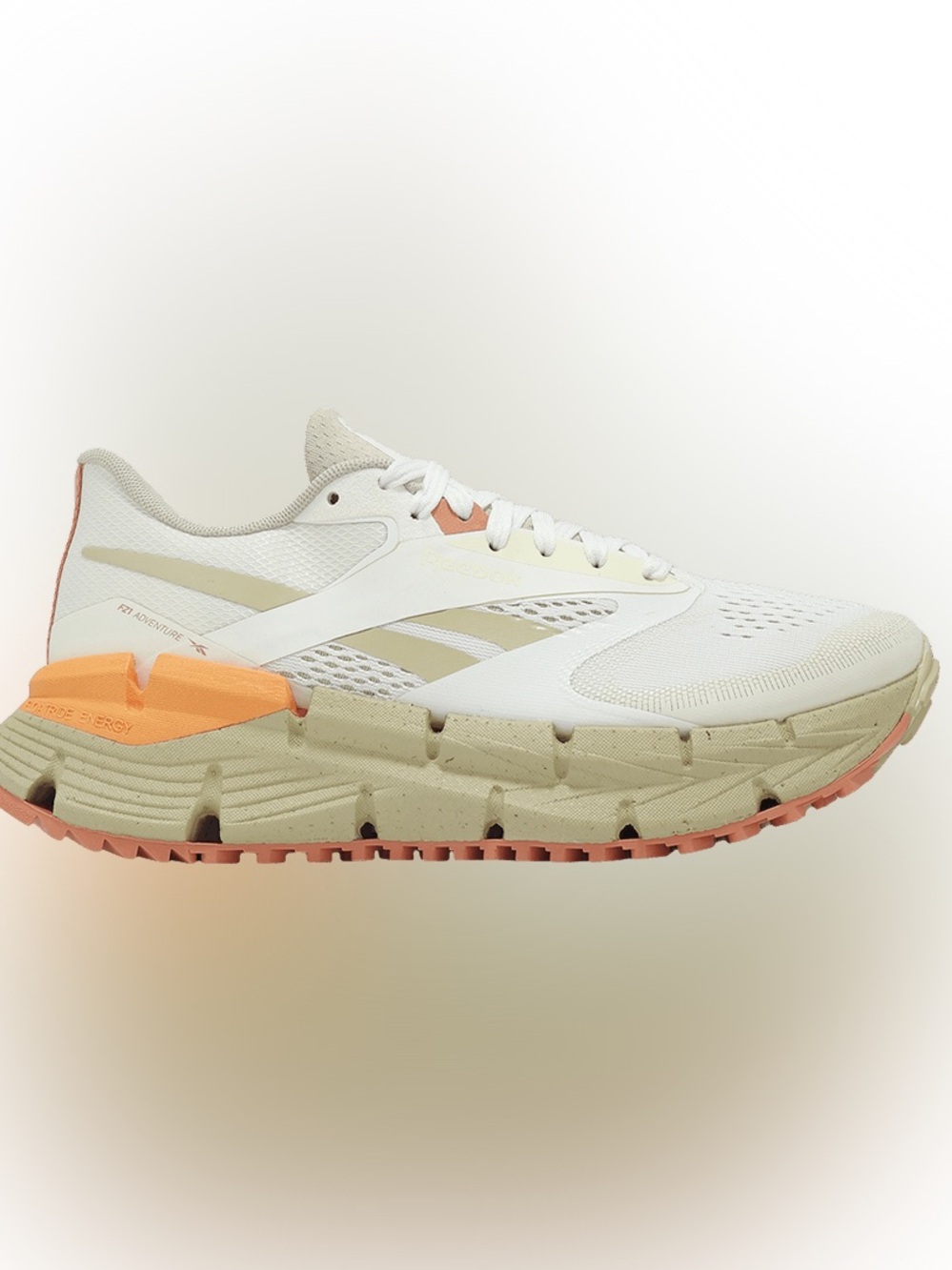 Like new- New Reebok women’s float zig adventure one sneaker in chalk/beige 6.5